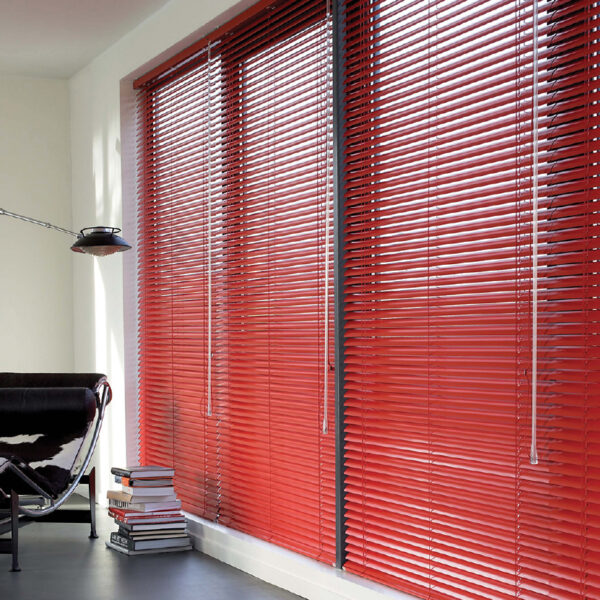 VENETIAN BLINDS